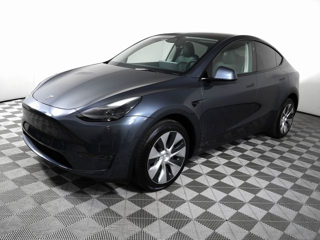 2023 Tesla Model Y Base