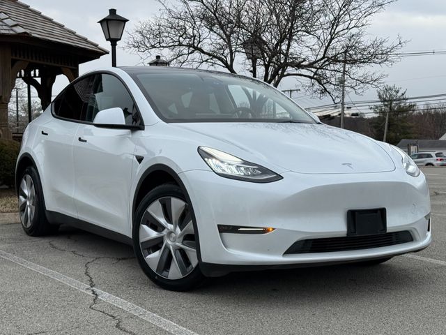 2023 Tesla Model Y Long Range