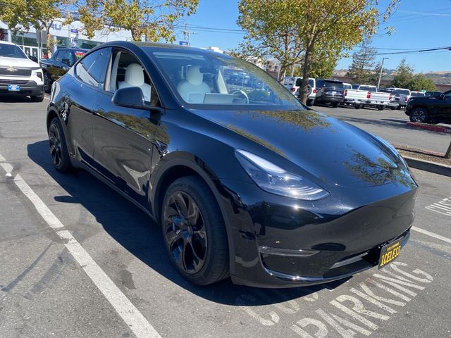 2023 Tesla Model Y Long Range