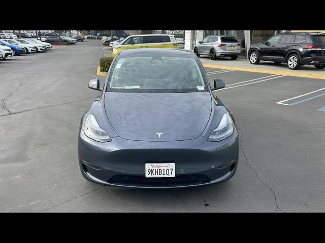 2023 Tesla Model Y Base