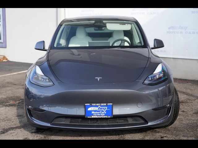 2023 Tesla Model Y Base