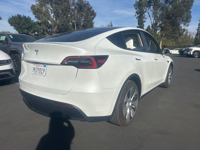 2023 Tesla Model Y Base