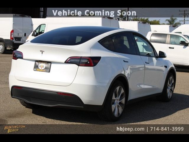 2023 Tesla Model Y Base