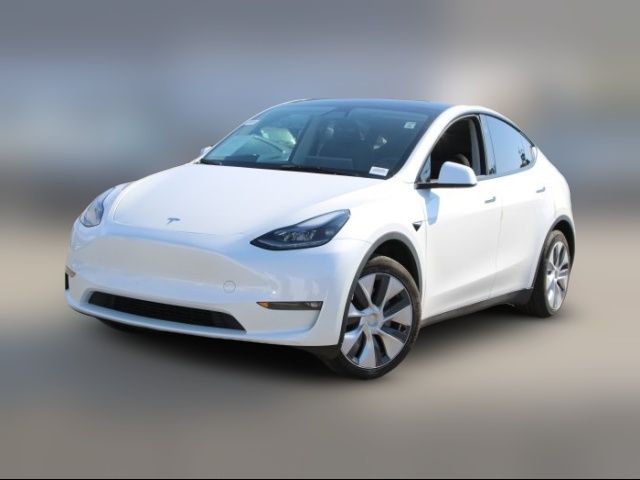 2023 Tesla Model Y Base