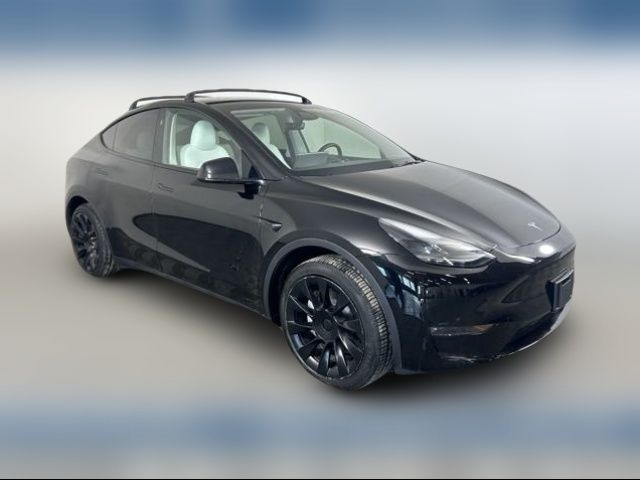 2023 Tesla Model Y Base