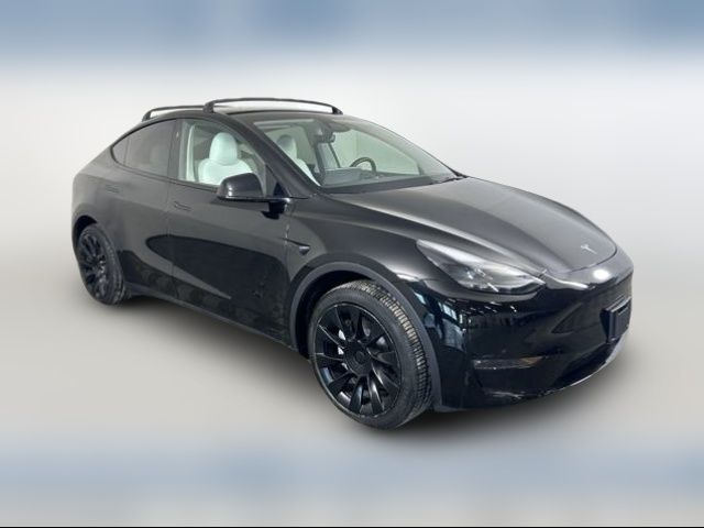 2023 Tesla Model Y Base