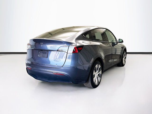 2023 Tesla Model Y Base