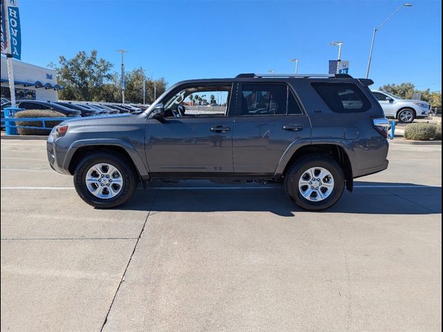 2023 Toyota 4Runner SR5