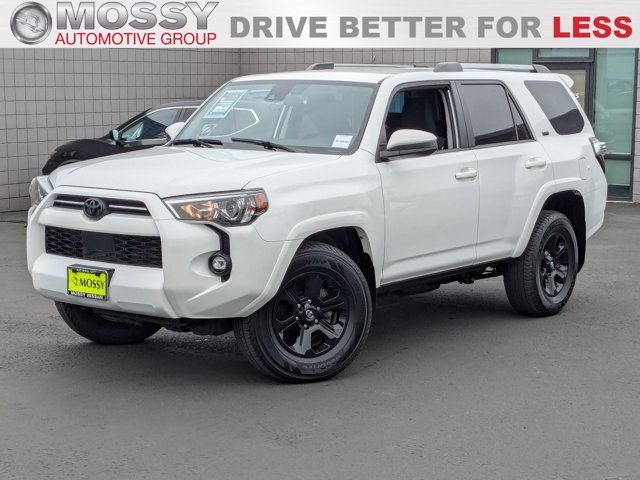 2023 Toyota 4Runner SR5