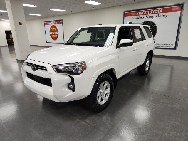 2023 Toyota 4Runner SR5