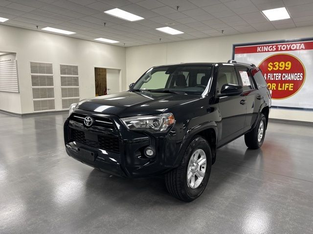 2023 Toyota 4Runner SR5