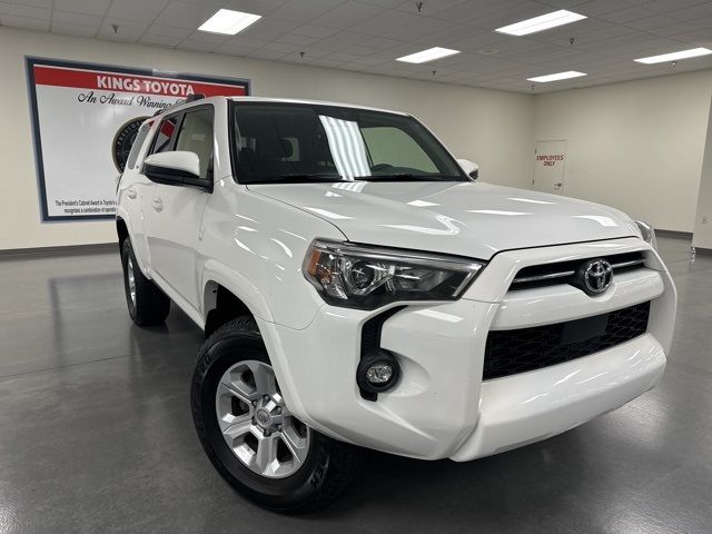 2023 Toyota 4Runner SR5