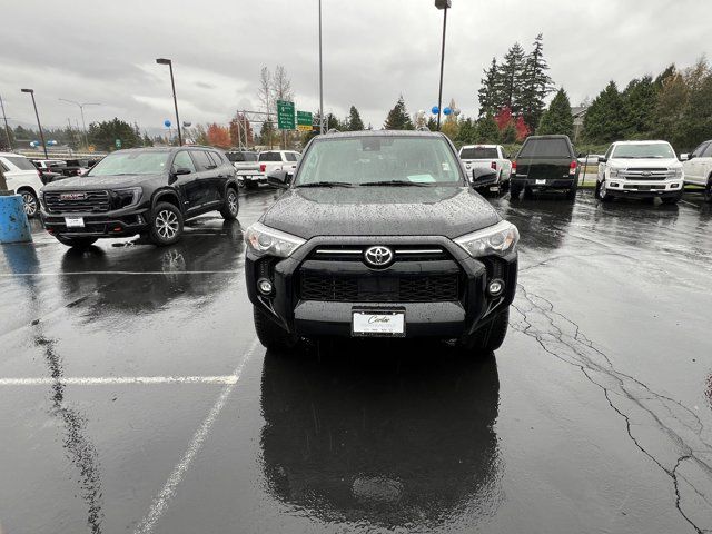 2023 Toyota 4Runner SR5