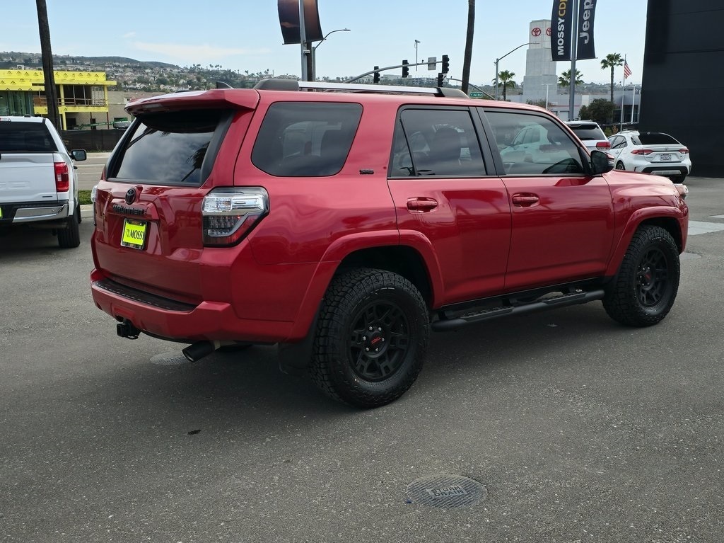 Vehicle image 3 of 38