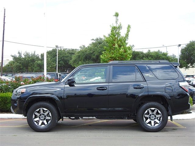 2023 Toyota 4Runner TRD Off Road