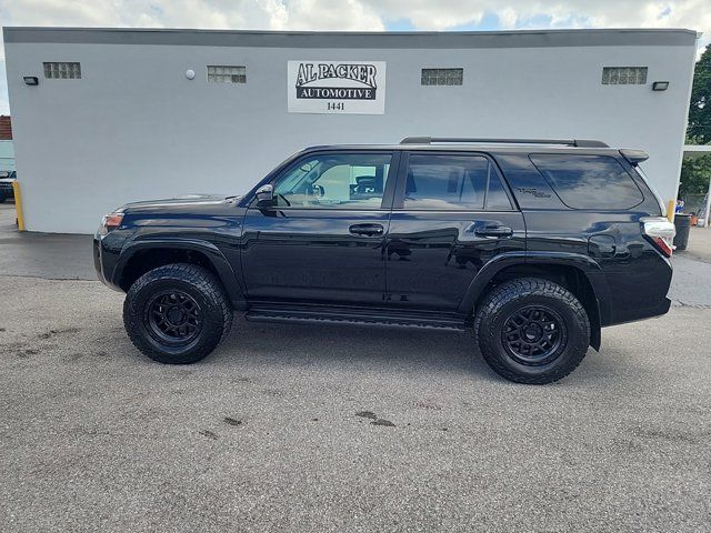 2023 Toyota 4Runner TRD Off Road