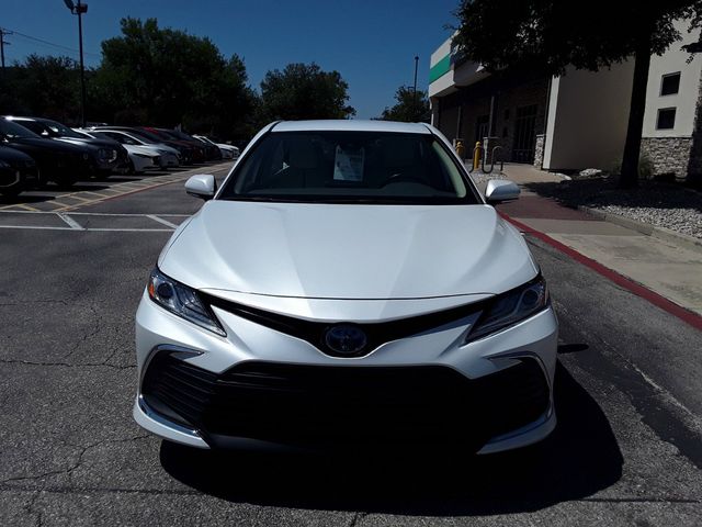 2023 Toyota Camry Hybrid XLE