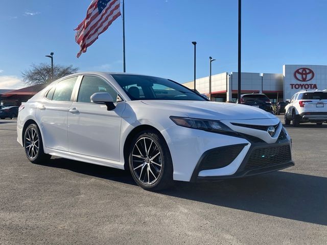 2023 Toyota Camry SE