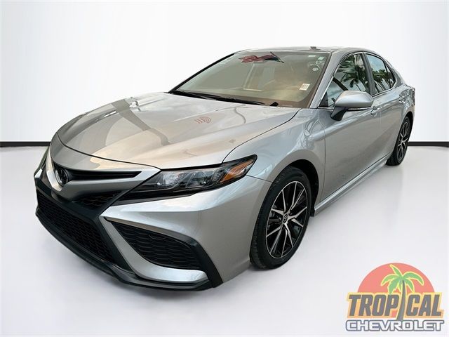 2023 Toyota Camry SE Nightshade