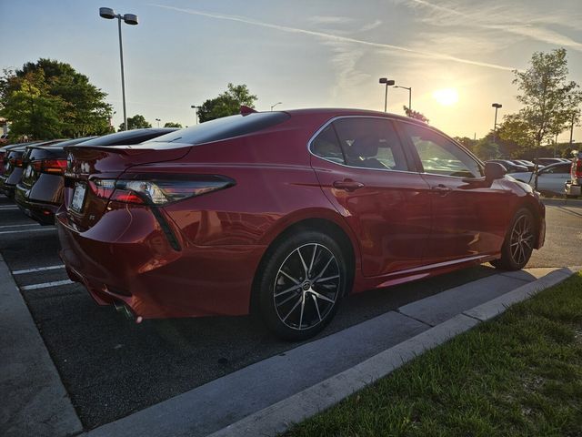 2023 Toyota Camry SE