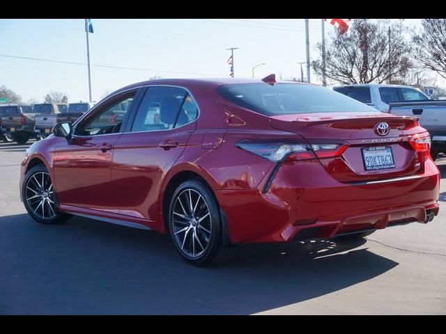 2023 Toyota Camry SE