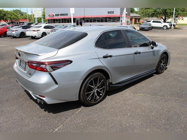 2023 Toyota Camry SE