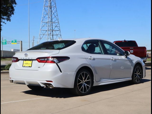 2023 Toyota Camry SE