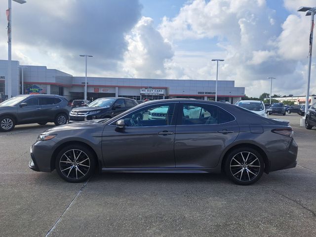 2023 Toyota Camry SE