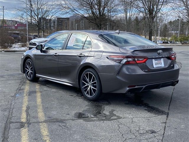 2023 Toyota Camry SE