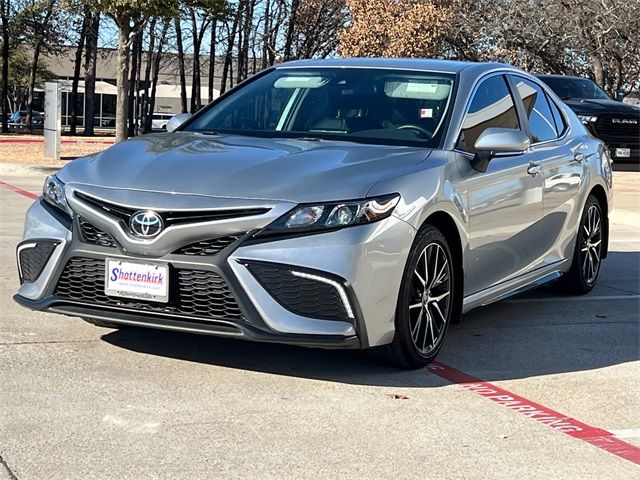 2023 Toyota Camry SE