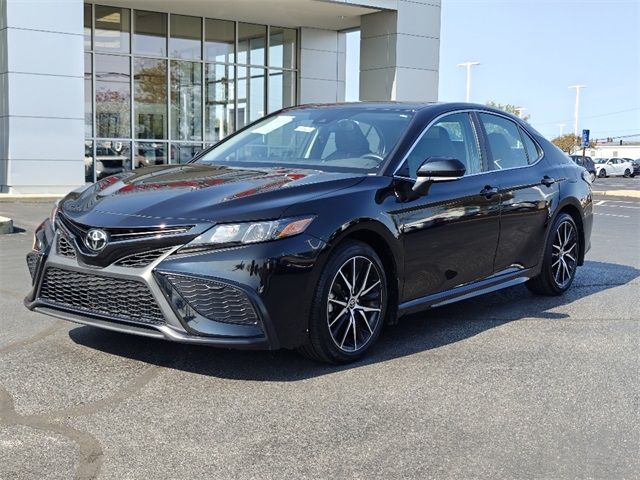 2023 Toyota Camry SE Nightshade