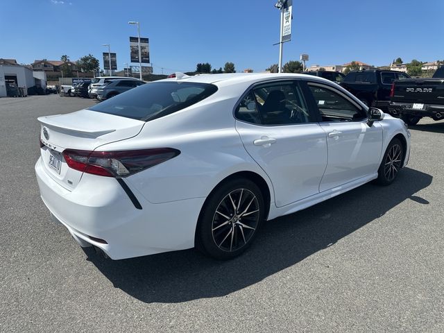 2023 Toyota Camry SE