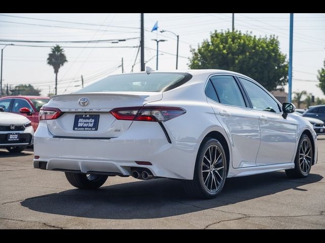 2023 Toyota Camry SE