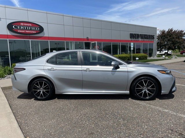 2023 Toyota Camry SE