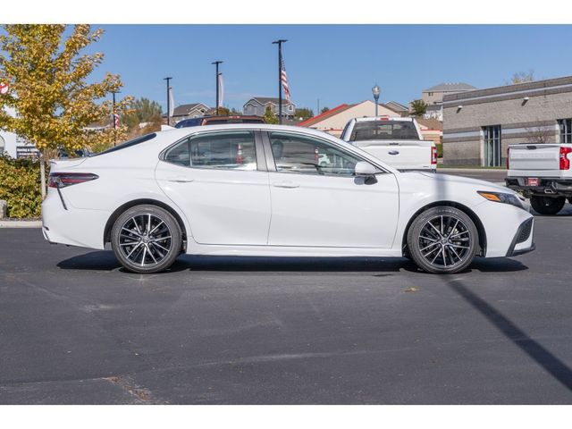 2023 Toyota Camry SE Nightshade