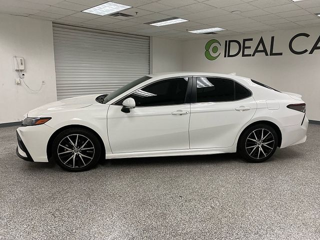 2023 Toyota Camry 