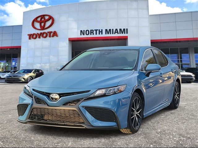 2023 Toyota Camry SE