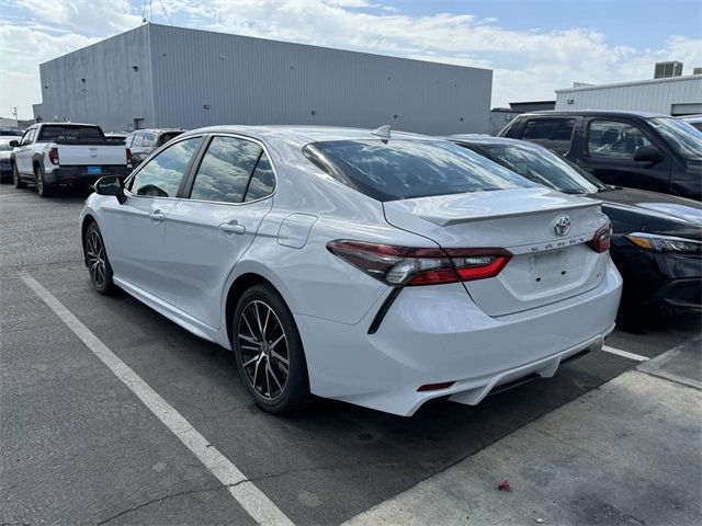 2023 Toyota Camry SE