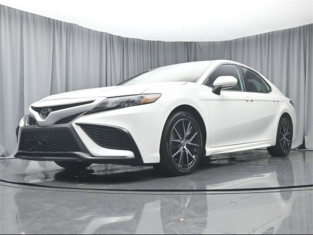 2023 Toyota Camry 