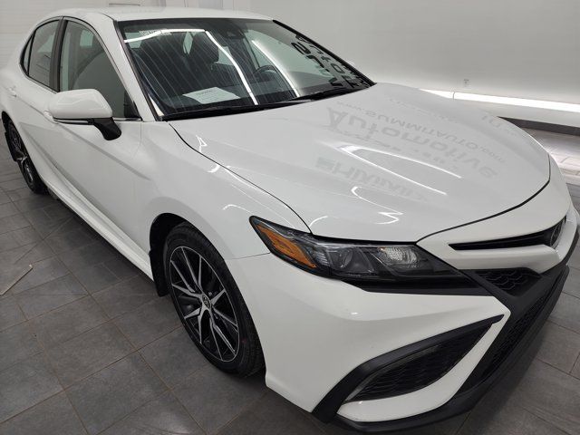 2023 Toyota Camry SE Nightshade