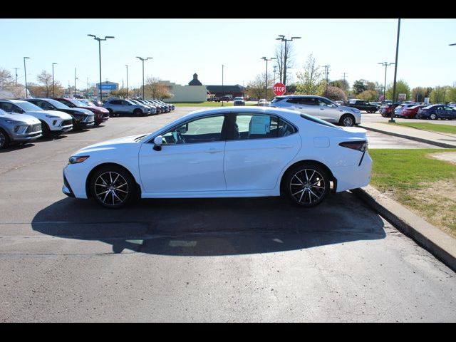 2023 Toyota Camry SE