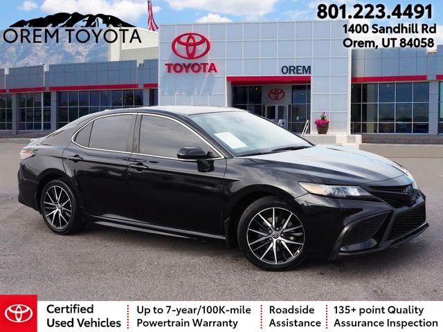 2023 Toyota Camry Hybrid SE Nightshade