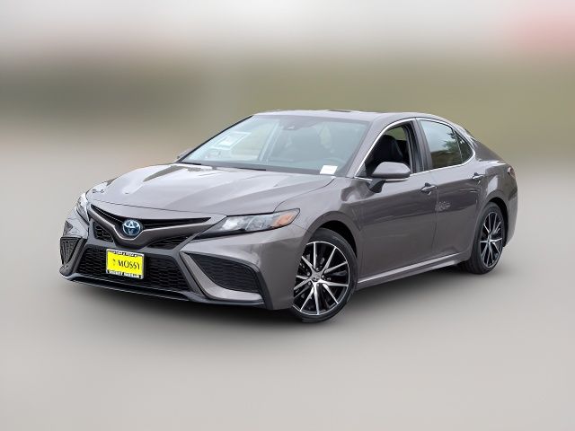 2023 Toyota Camry Hybrid SE