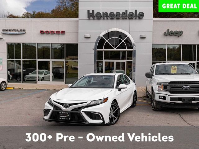 2023 Toyota Camry SE