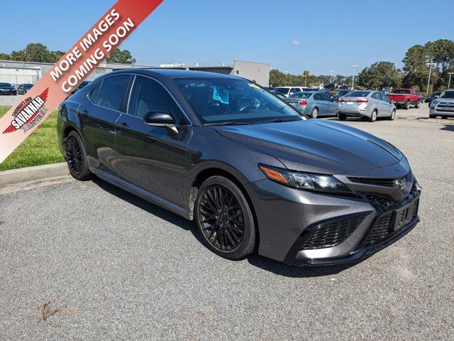 2023 Toyota Camry Hybrid SE Nightshade