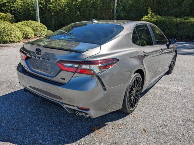 2023 Toyota Camry Hybrid SE Nightshade