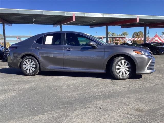 2023 Toyota Camry Hybrid LE