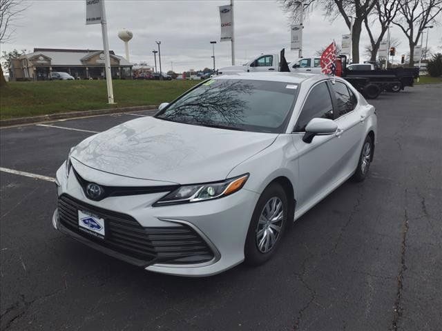 2023 Toyota Camry Hybrid LE