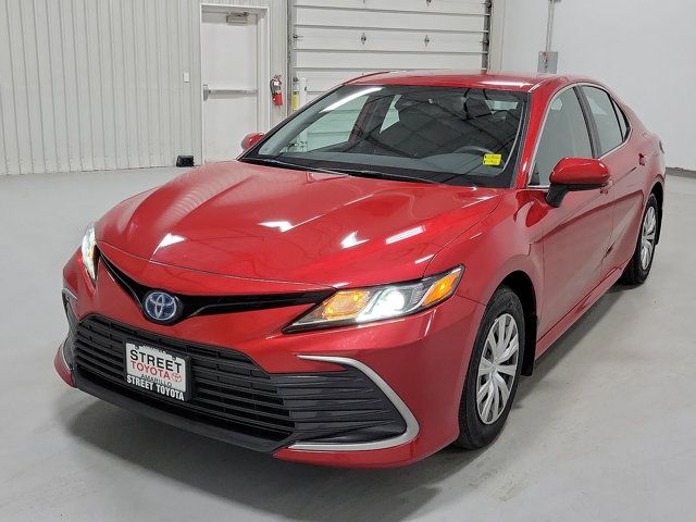 2023 Toyota Camry Hybrid LE