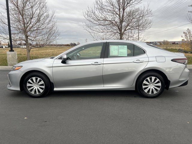 2023 Toyota Camry Hybrid LE